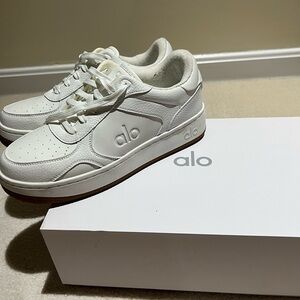 Alo Yoga | Recovery Mode Sneaker
